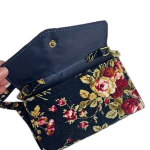 ⭐️2/$10 Bongo Corduroy Wallet Floral Print Crossbody Bag Chain Detail Small Boho